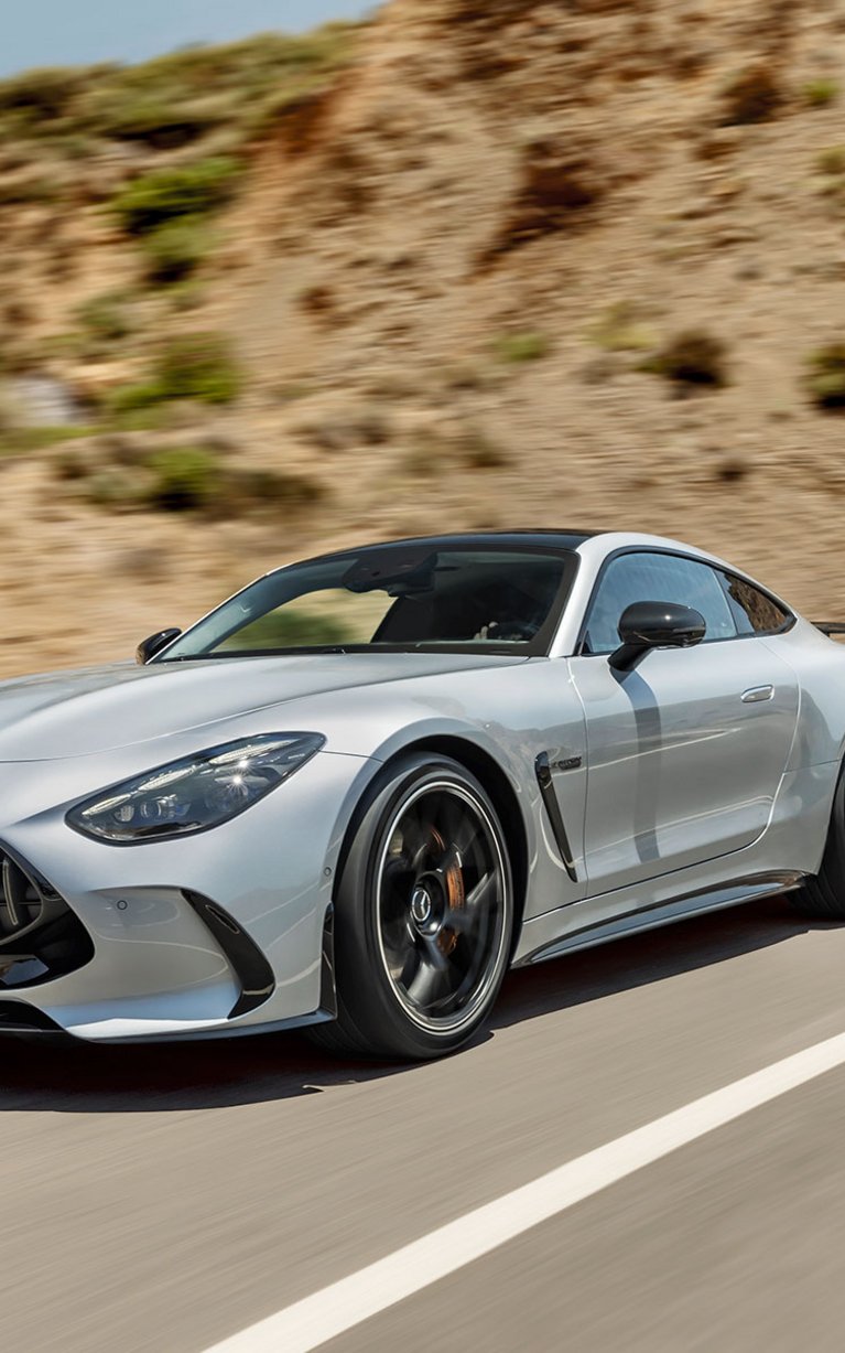 Jetzt den neuen Mercedes-AMG GT Coupé bei Ihrem S&G Autohaus entdecken.