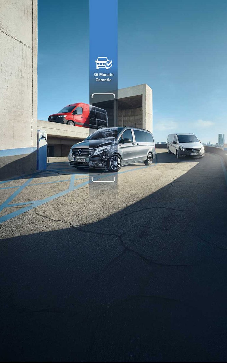 Mercedes-Benz Transporter aus dem Junge Sterne Programm vor modernem Gebäudekomplex. Die Fahrzeuge stehen auf einem Parkplatz im Sonnenlicht und symbolisieren geprüfte Gebrauchtwagenqualität mit 36 Monaten Fahrzeuggarantie bei S&G.