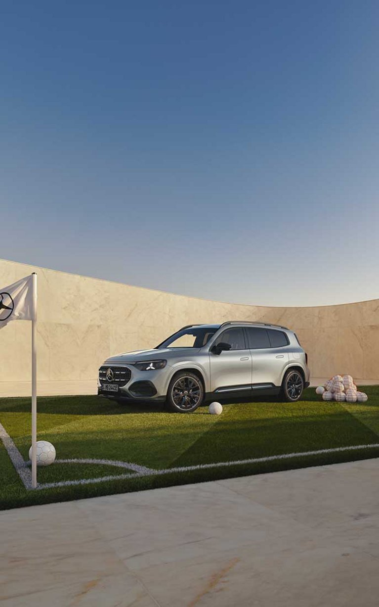 Mercedes-Benz Fahrzeug vor moderner Architektur als Motiv zur Eintauschprämie bei S&G Mercedes-Benz.