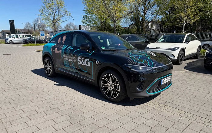 smart #3 Azubi-Mobil von S&G in Offenburg auf dem Autohausgelände – vollelektrisches Fahrzeug für die Ausbildung