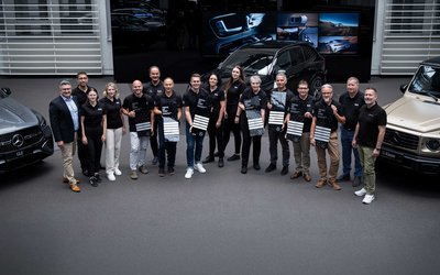 Serviceleiter und Mitarbeitende aus 15 S&G Standorten bei der Auszeichnung „Service mit Stern“