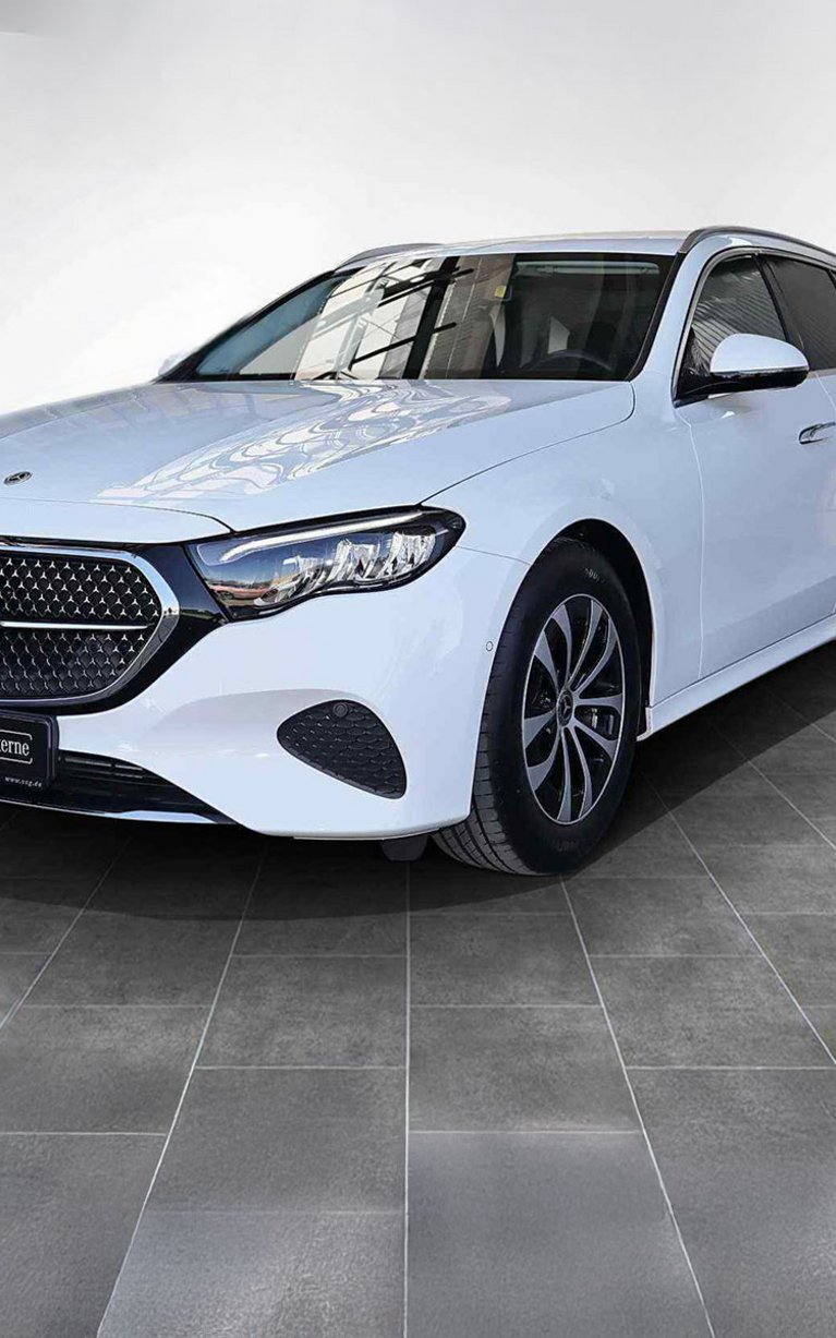 Mercedes-Benz E-Klasse Gebrauchtwagen in weiß – jetzt mit Winterrädern.