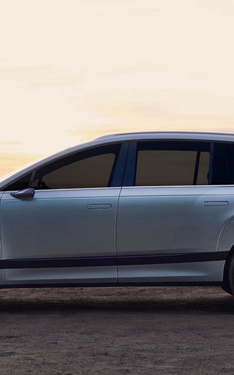 Seitenansicht des vollelektrischen Hyundai IONIQ 9 am Strand bei Sonnenuntergang – jetzt im attraktiven Gewerbeleasing mit Wartungs- und Verschleißpaket sowie 0,25 % Dienstwagenversteuerung.